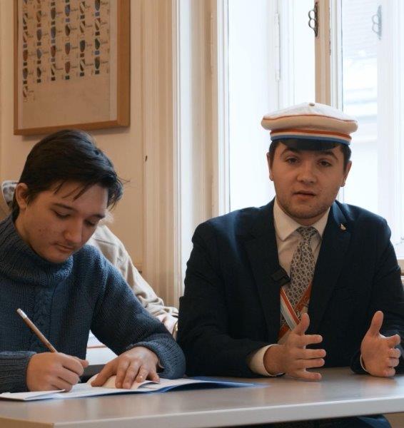 Bildung braucht Tiefe: Warum eine Lehrplanreform Humanismus und Technologie verbinden muss