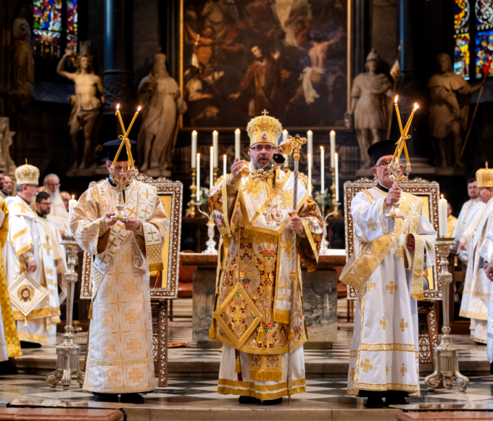 Kupferstich-Illustration von drei Männern aus ersten studentischen Orden